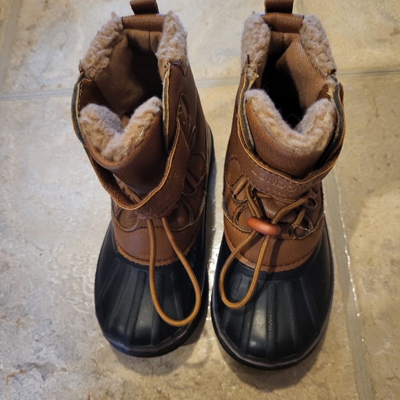 London Fog Other - London Fog Tan and Black Kids Boots